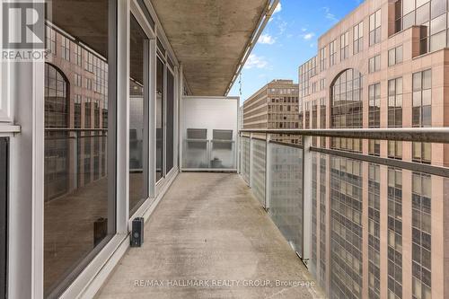 1804 - 324 Laurier Avenue W, Ottawa, ON - Outdoor With Balcony With Exterior
