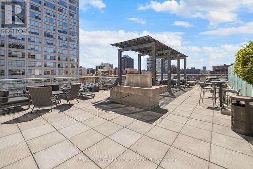 1804 - 324 Laurier Avenue W, Ottawa, ON - Outdoor
