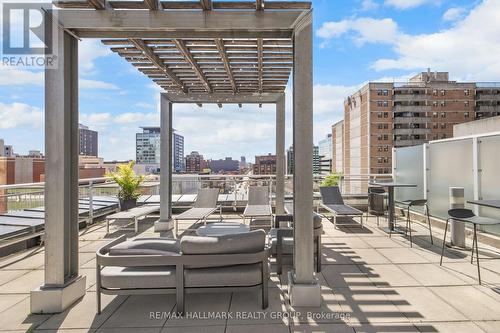 1804 - 324 Laurier Avenue W, Ottawa, ON - Outdoor