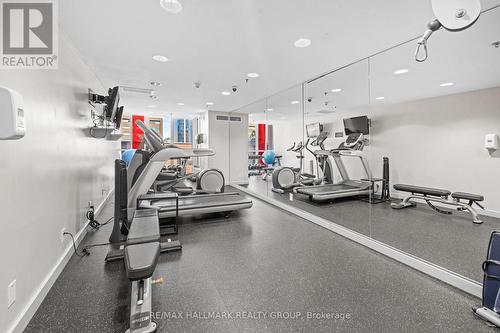 1804 - 324 Laurier Avenue W, Ottawa, ON - Indoor Photo Showing Gym Room