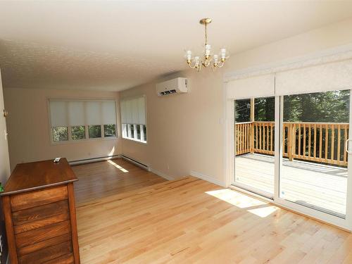 110 Maple Boulevard, Bible Hill, NS - Indoor Photo Showing Other Room