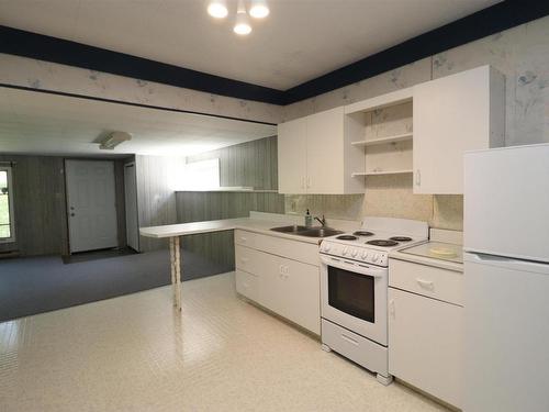 110 Maple Boulevard, Bible Hill, NS - Indoor Photo Showing Kitchen With Double Sink