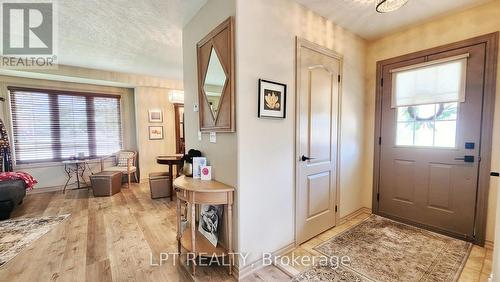 17 Silver Maple Crescent, Barrie, ON - Indoor Photo Showing Other Room