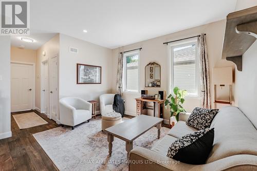 2391 Watson Crescent, Cornwall, ON - Indoor Photo Showing Living Room