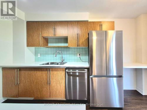 21 Mccullock Crescent, Ajax, ON - Indoor Photo Showing Kitchen With Double Sink