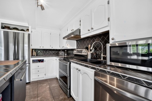 Cuisine - 115 57E Avenue, Saint-Côme, QC - Indoor Photo Showing Kitchen With Double Sink