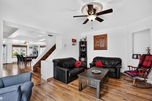 Salon - 115 57E Avenue, Saint-Côme, QC - Indoor Photo Showing Living Room