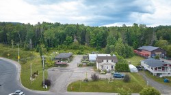 1174 Rue Principale  Saint-Donat, QC J0T 2C0