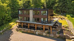 381 Ch. St-Jean  Sainte-Agathe-Des-Monts, QC J8C 3A2