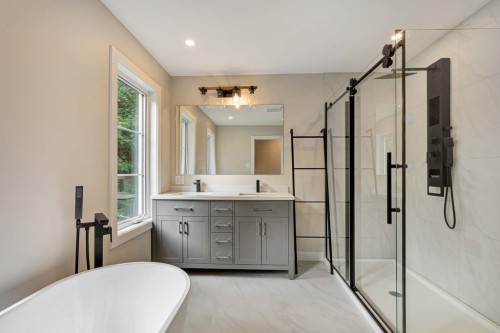 Salle de bains - 44 Ch. Davidson, Chelsea, QC - Indoor Photo Showing Bathroom