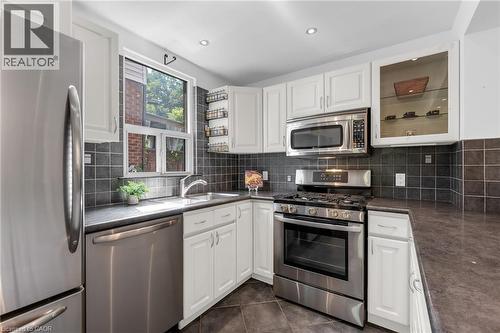 266 London Street S, Hamilton, ON - Indoor Photo Showing Kitchen