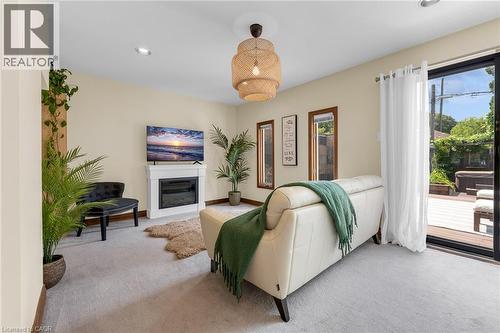 266 London Street S, Hamilton, ON - Indoor