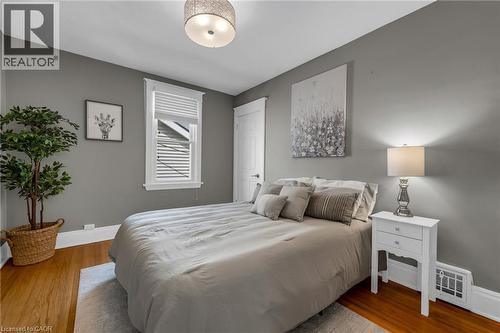 266 London Street S, Hamilton, ON - Indoor Photo Showing Bedroom