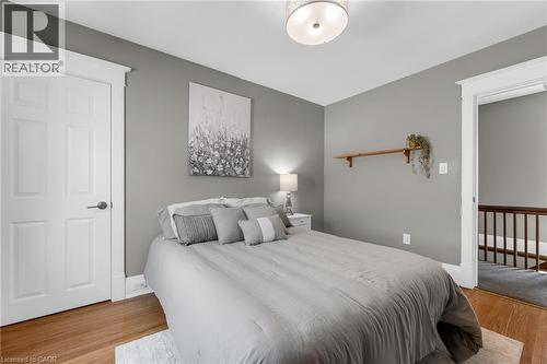 266 London Street S, Hamilton, ON - Indoor Photo Showing Bedroom
