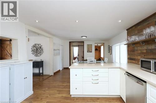 1 John Avenue, Paris, ON - Indoor Photo Showing Kitchen