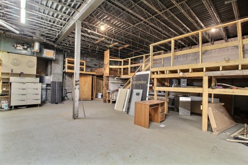 Atelier - 1387 6E Rue, Val-D'Or, QC - Indoor