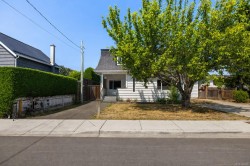 739 Marchmont Rd Duncan, BC V9L 2L9
