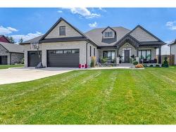 3665 EGREMONT Road Plympton-Wyoming, ON N0N 1E0