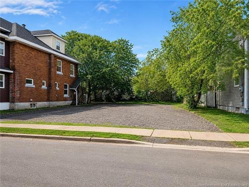 343-347 Lutz St, Moncton, NB - Outdoor