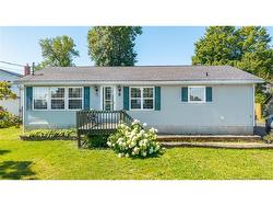 7 Moores LANE Saint Stephen, NB E3L 1C3