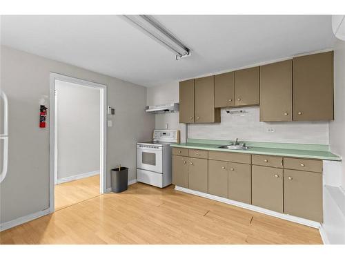 3 Nightingale Road, St. John'S, NL - Indoor Photo Showing Kitchen