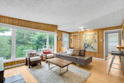 Salon - 