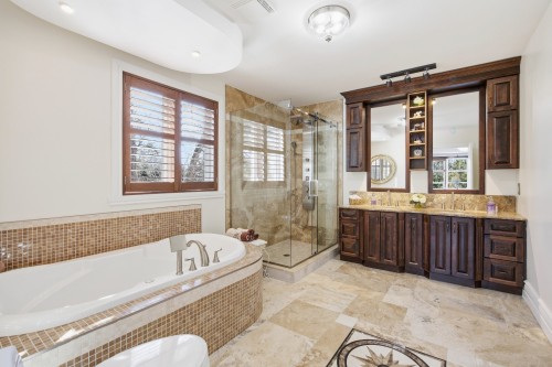 Master Bathroom - 6 Av. St-Louis, Beaconsfield, QC - Indoor Photo Showing Bathroom