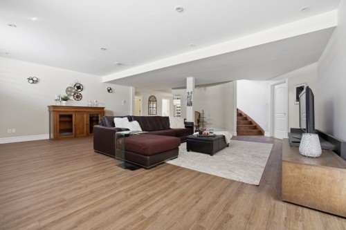 Game Room - 6 Av. St-Louis, Beaconsfield, QC - Indoor