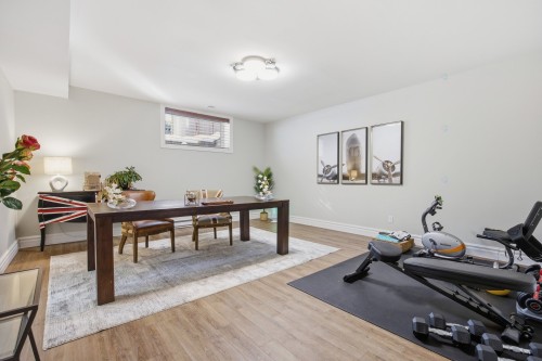 Office - 6 Av. St-Louis, Beaconsfield, QC - Indoor Photo Showing Gym Room