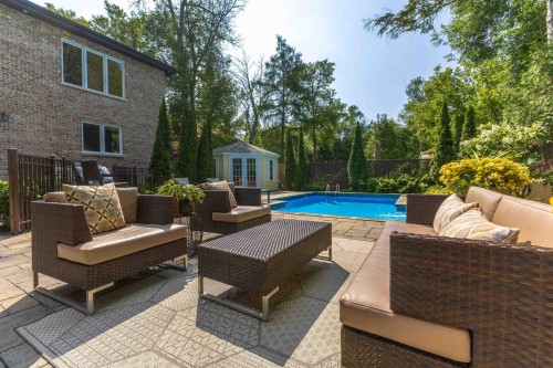 Courtyard - 6 Av. St-Louis, Beaconsfield, QC - Outdoor With In Ground Pool With Deck Patio Veranda With Exterior