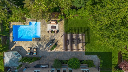 Aerial View - 6 Av. St-Louis, Beaconsfield, QC - Outdoor With In Ground Pool