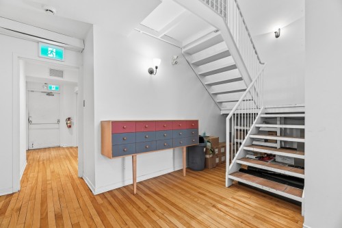 Staircase - 101-1200 Rue Atateken, Montréal (Ville-Marie), QC - Indoor Photo Showing Other Room