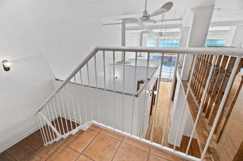 Staircase - 101-1200 Rue Atateken, Montréal (Ville-Marie), QC - Indoor Photo Showing Other Room