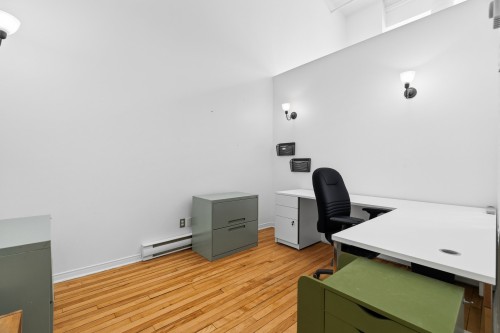 Office - 101-1200 Rue Atateken, Montréal (Ville-Marie), QC - Indoor