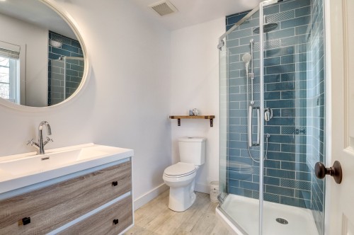 Salle de bains attenante à la CCP - 32 Rue Mountainview, Stanstead - Ville, QC - Indoor Photo Showing Bathroom
