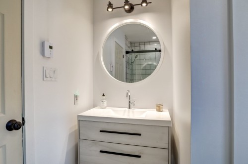 Salle de bains - 32 Rue Mountainview, Stanstead - Ville, QC - Indoor Photo Showing Bathroom