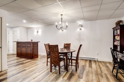 Salle familiale - 32 Rue Mountainview, Stanstead - Ville, QC - Indoor Photo Showing Dining Room