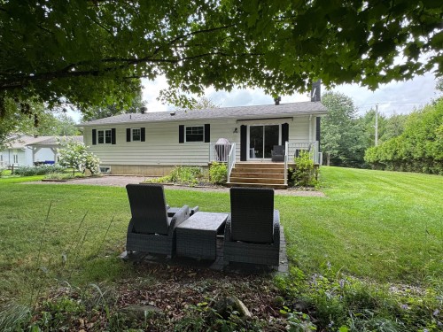 Face arrière - 32 Rue Mountainview, Stanstead - Ville, QC - Outdoor With Deck Patio Veranda