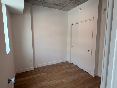 Chambre à coucher - 905-2160 Rue Tansley, Montréal (Ville-Marie), QC - Indoor Photo Showing Other Room