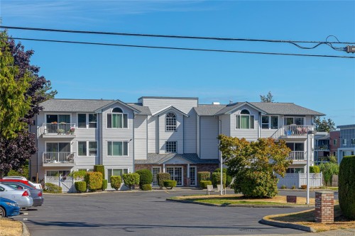 #104-435 Morison Ave  Parksville, BC V9P 2M7