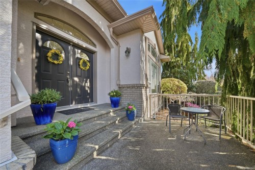 211 Saturna Dr, Qualicum Beach, BC 