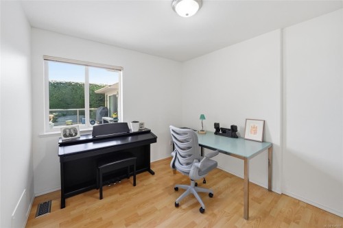211 Saturna Dr, Qualicum Beach, BC 
