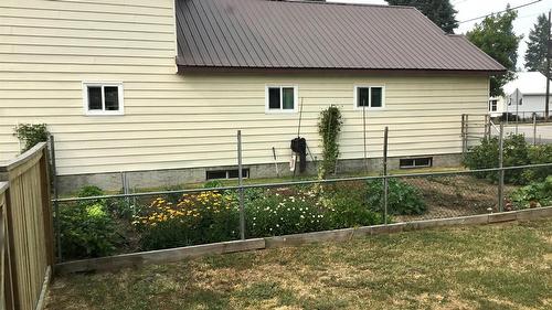 845 Wallinger Avenue, Kimberley, BC - Outdoor With Exterior