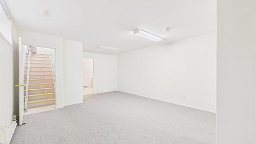 76-1401 Willowbrook Drive, Cranbrook, BC - Indoor Photo Showing Other Room
