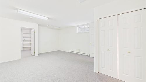 76-1401 Willowbrook Drive, Cranbrook, BC - Indoor Photo Showing Other Room