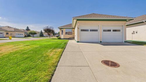 76-1401 Willowbrook Drive, Cranbrook, BC - Outdoor