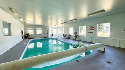 76-1401 Willowbrook Drive, Cranbrook, BC - Indoor Photo Showing Other Room With In Ground Pool