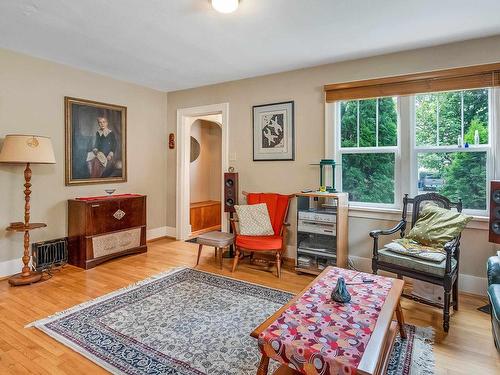 531 Empire Ave., Thunder Bay, ON - Indoor Photo Showing Living Room