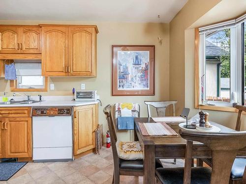531 Empire Ave., Thunder Bay, ON - Indoor
