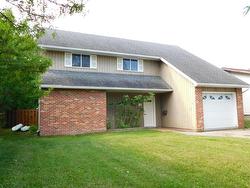 70 Wood Street Dryden, ON P8N 1T2